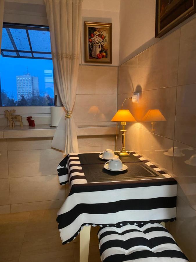 Studio Panoramic With Balcony And Parcul Unirii View Alba Iulia Exterior foto
